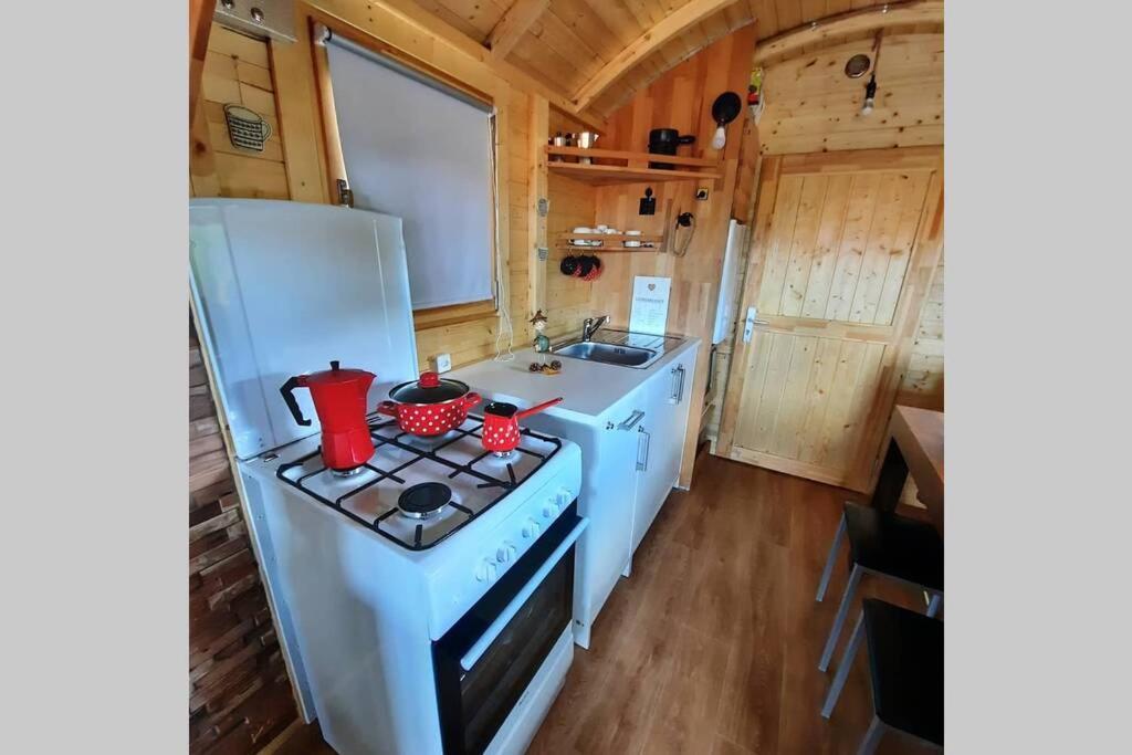 Autarkes Tiny House Mit Rheinblick Apartment Rumikon Bagian luar foto