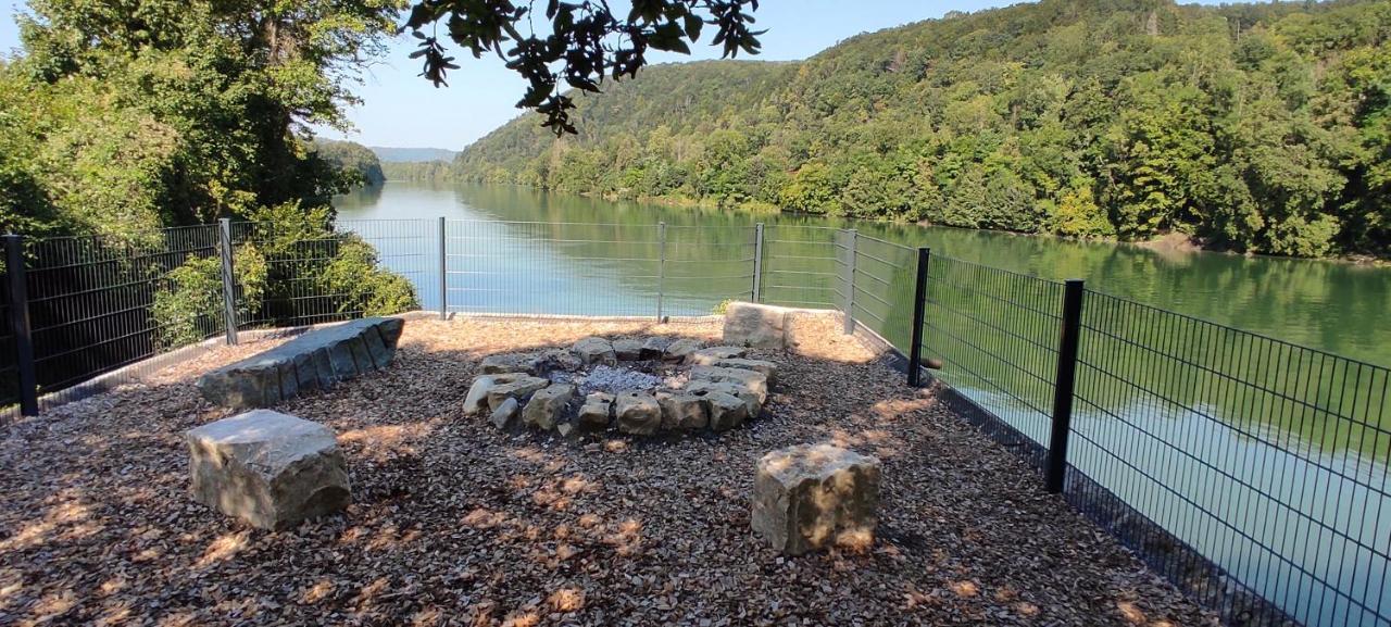 Autarkes Tiny House Mit Rheinblick Apartment Rumikon Bagian luar foto