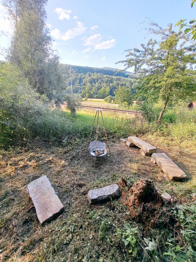 Autarkes Tiny House Mit Rheinblick Apartment Rumikon Bagian luar foto